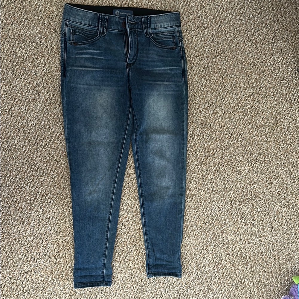 Democracy 6 petite jeans